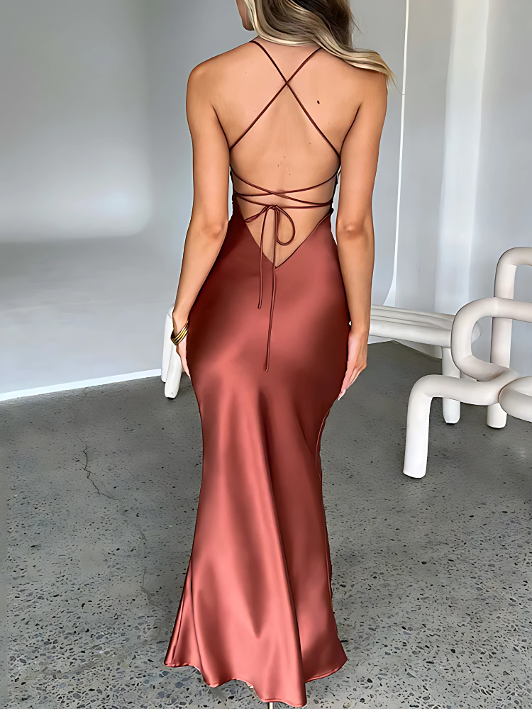 Sensual satin dress with thin straps